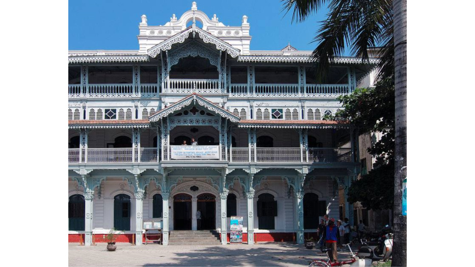 Façade d'un bâtiment.