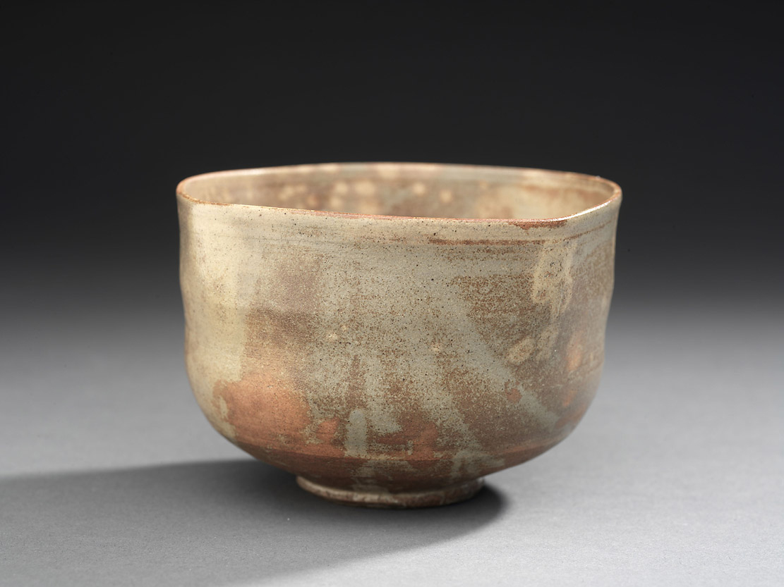 Rounded square tea bowl with flowing glaze