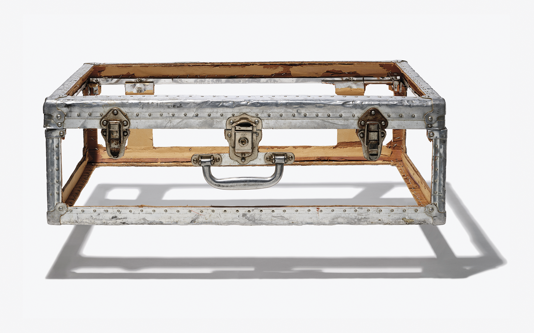 Valise transparente suspendue