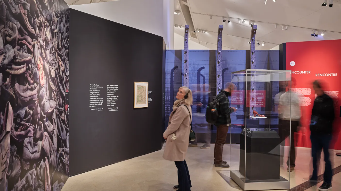 Exposition sur Auschwitz au ROM
