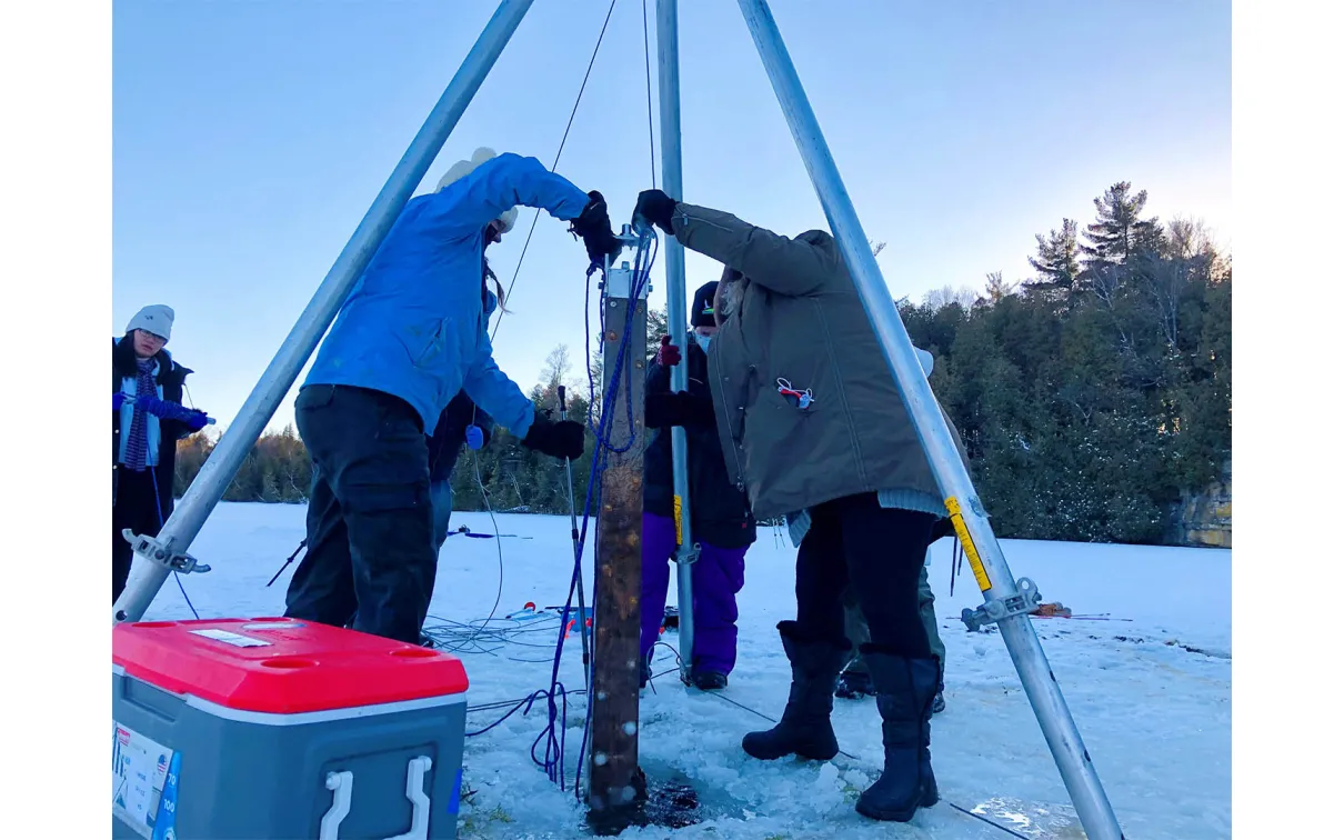 La nature de l'influence de l'activité humaine sur l'enregistrement des sédiments change au cours du 20e siècle : La carotte du lac Crawford raconte toute cette histoire.