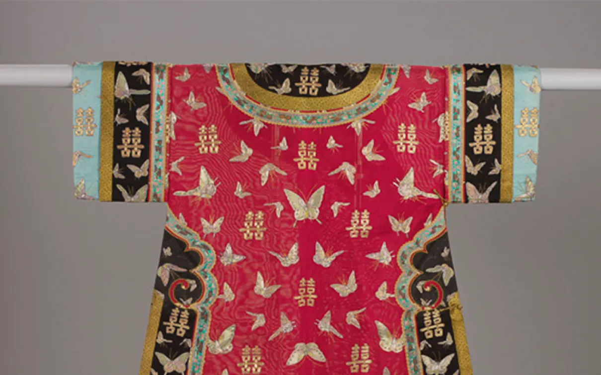Wedding robe (changfu). China. Qing Dynasty, 1895-1900. Silk gauze embroidered in silk, gold and silver wrapped thread. 979.107.1 Gift of Mrs. Willian C. Van Horne.